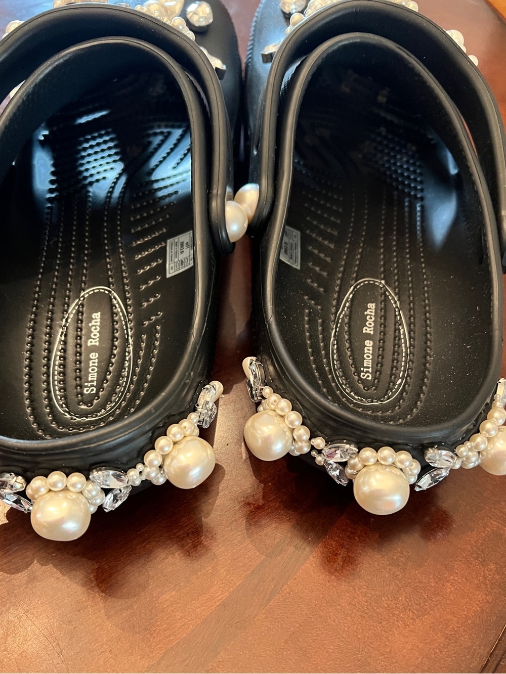SIMONE ROCHA x CROCS Classic Clog in Black Pearls Rhinestones Limited Edition - Picture 8 of 12